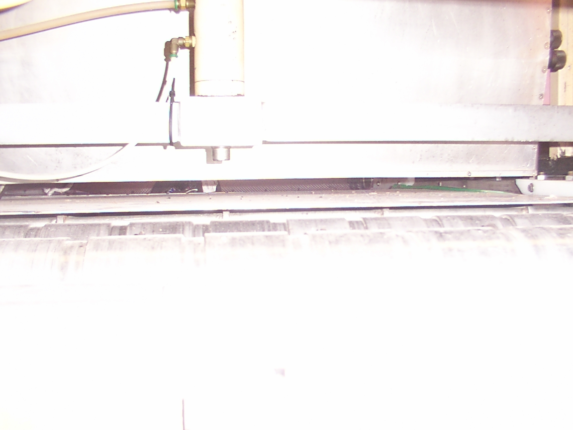 ER12635_005