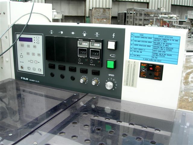 PK12509_008