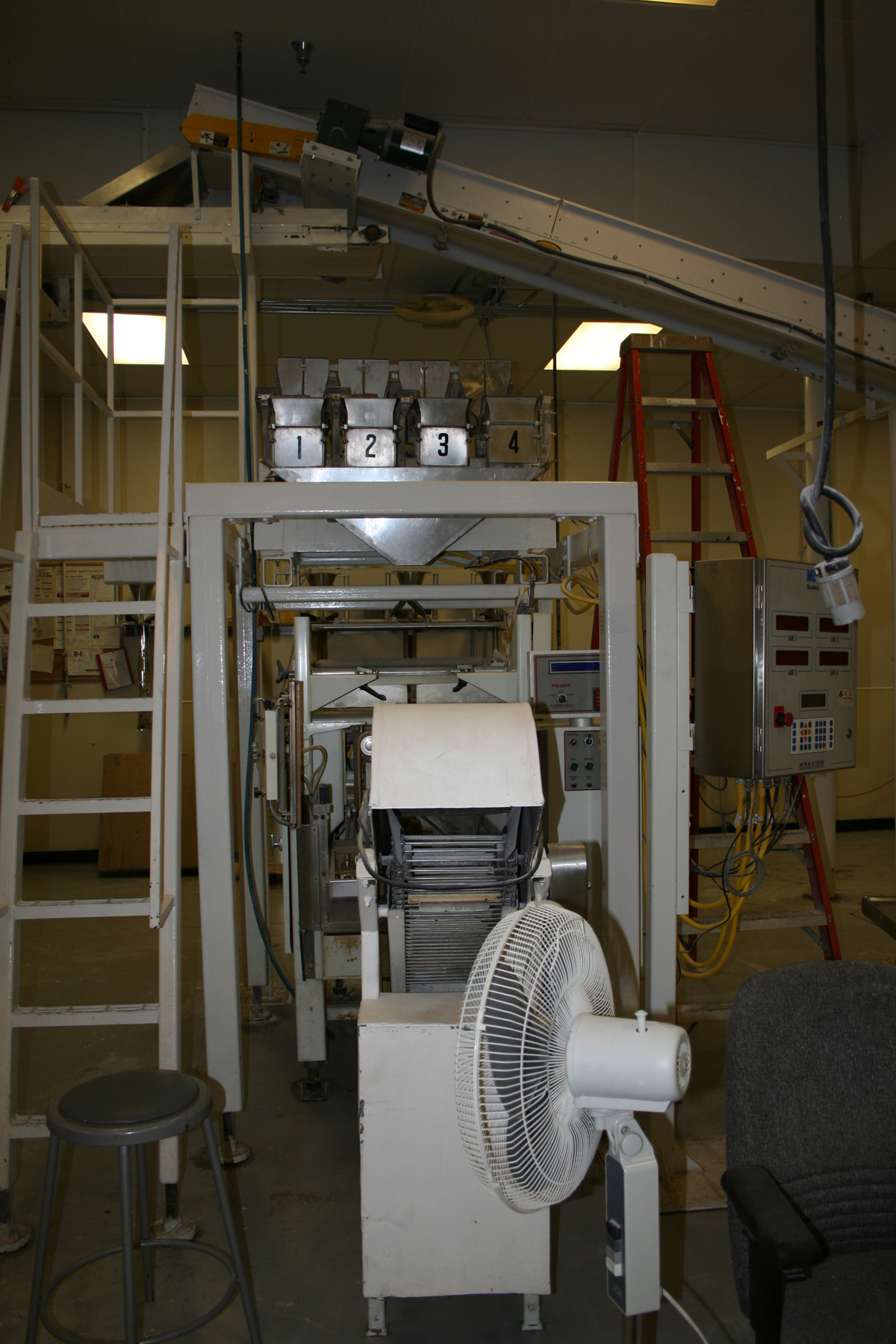 PK12974_001
