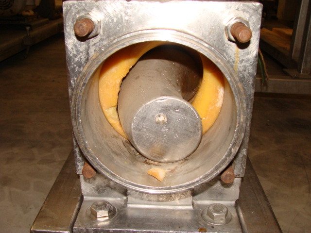 SF12684_003