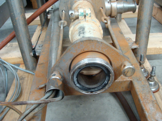 TK12619_003
