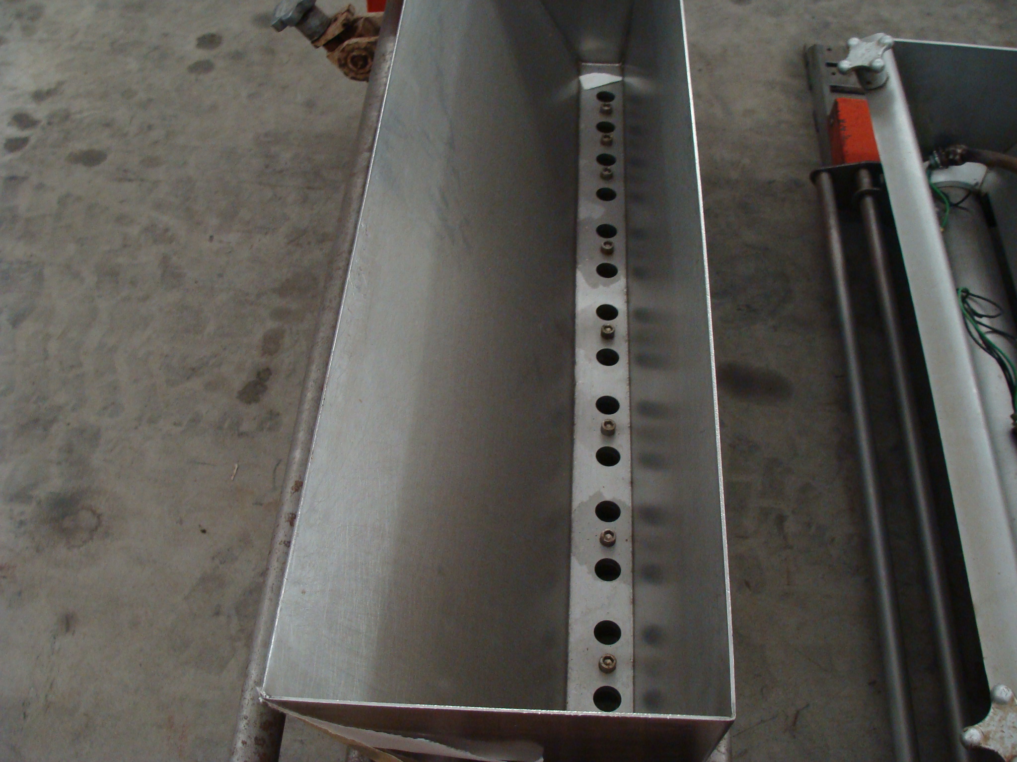 DP13172_003