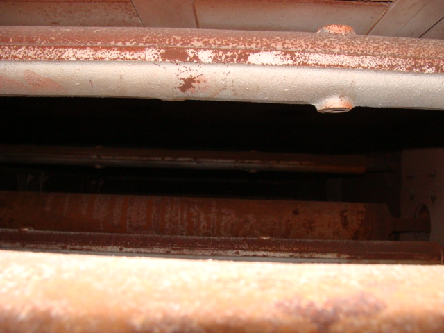 DY13329_005