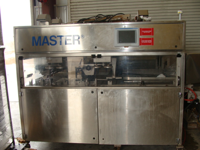 ER13525_002