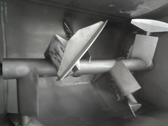 MX14223_002