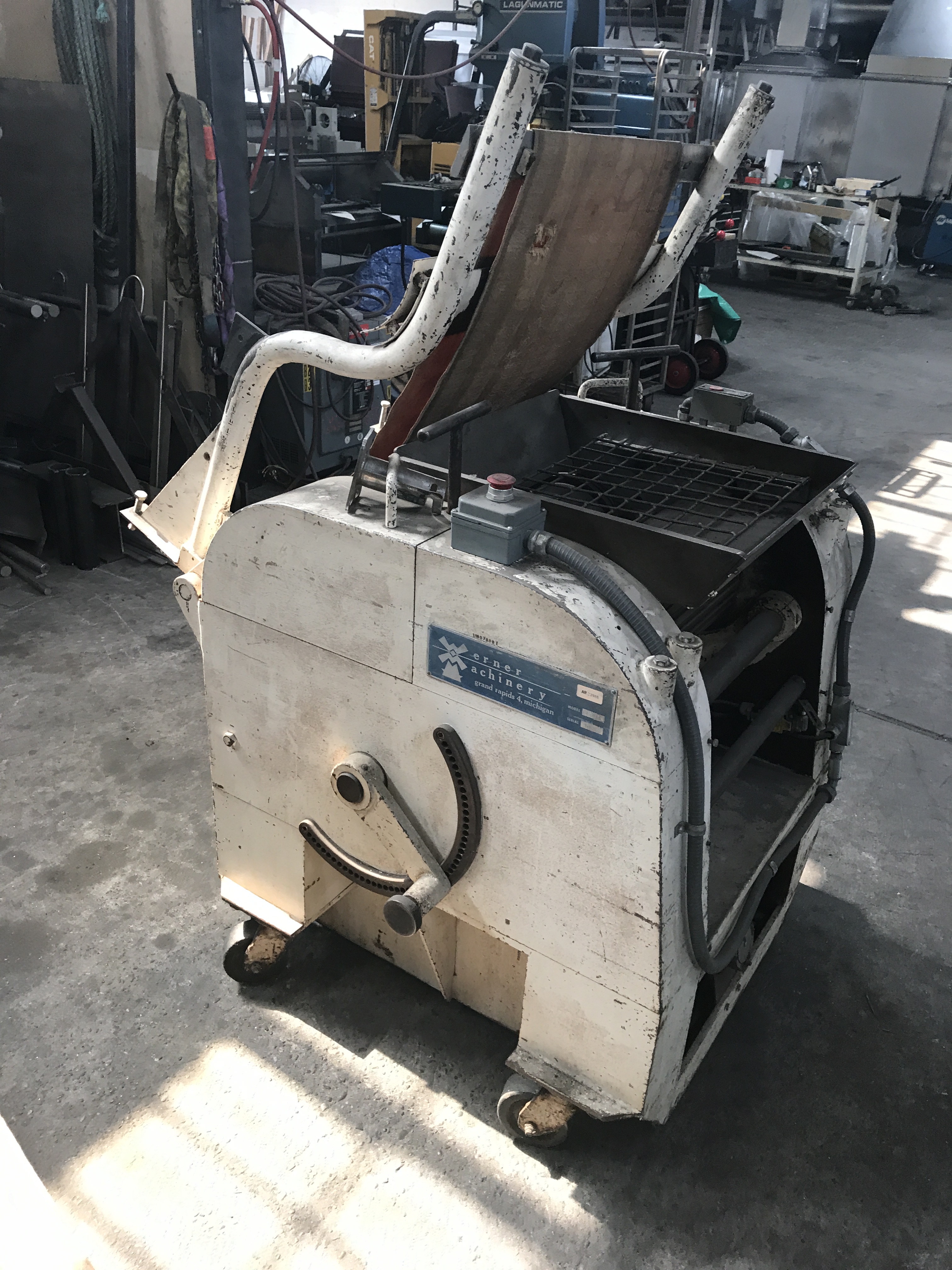 RM14371_001